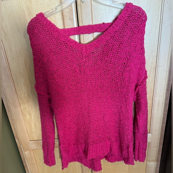 Hollister Vibrant Pink Knit Sweater With  V Back Detail - Picture 3 of 13